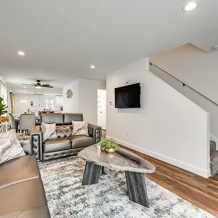 Duplex With Fire Pit About 1 Mi To Mgm Springfield! Apartamento